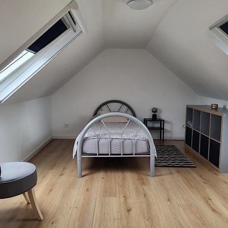 Brussels Bed & Blockchain Private Rooms With Shared Bathroom Etterbeek Exterior foto
