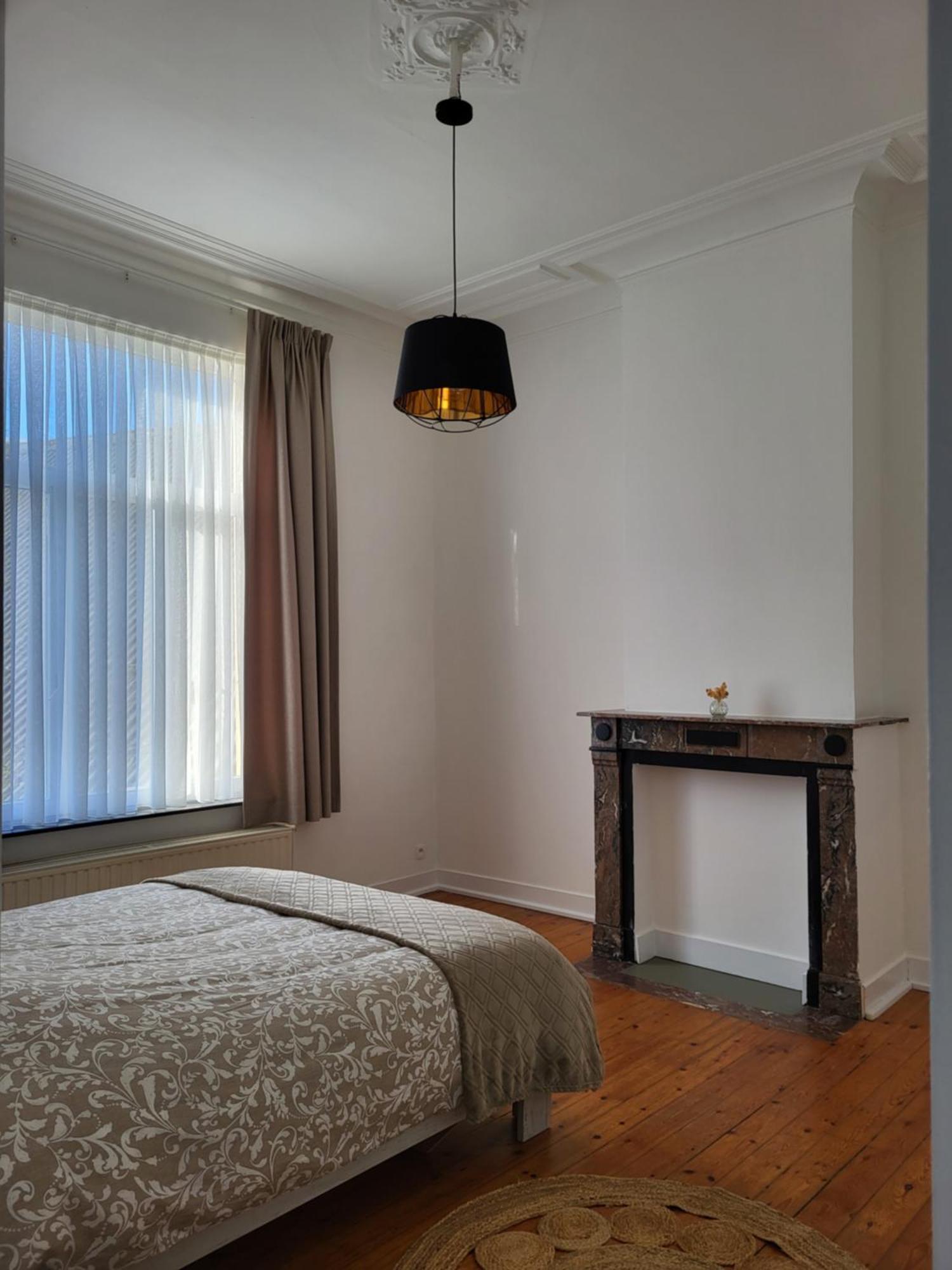 Brussels Bed & Blockchain Private Rooms With Shared Bathroom Etterbeek Exterior foto