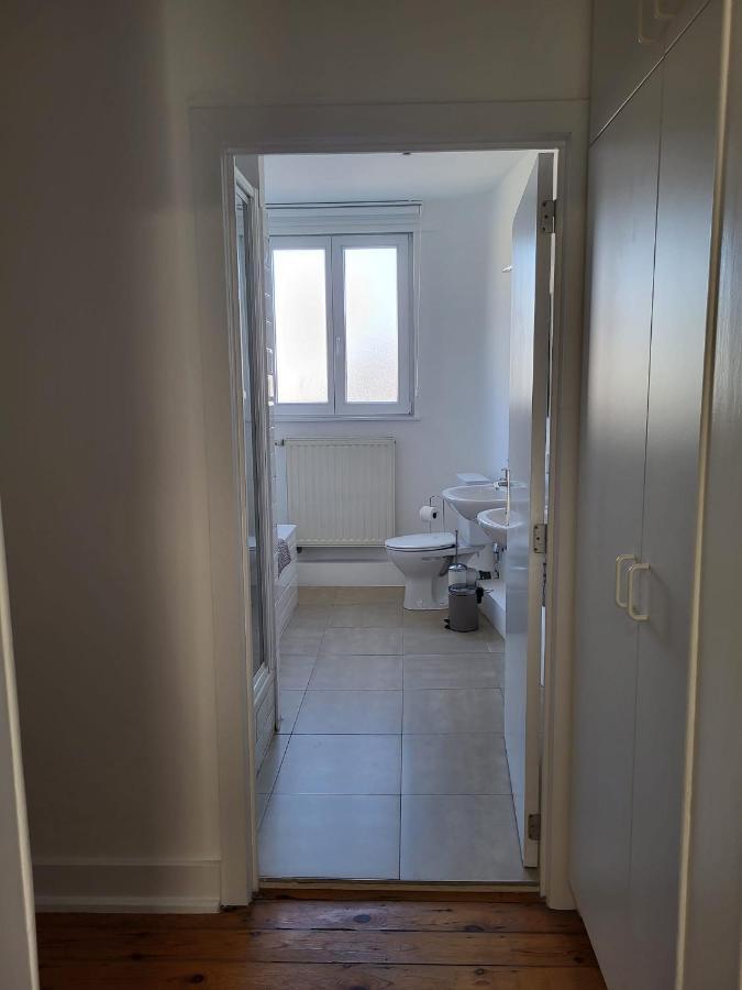 Brussels Bed & Blockchain Private Rooms With Shared Bathroom Etterbeek Exterior foto