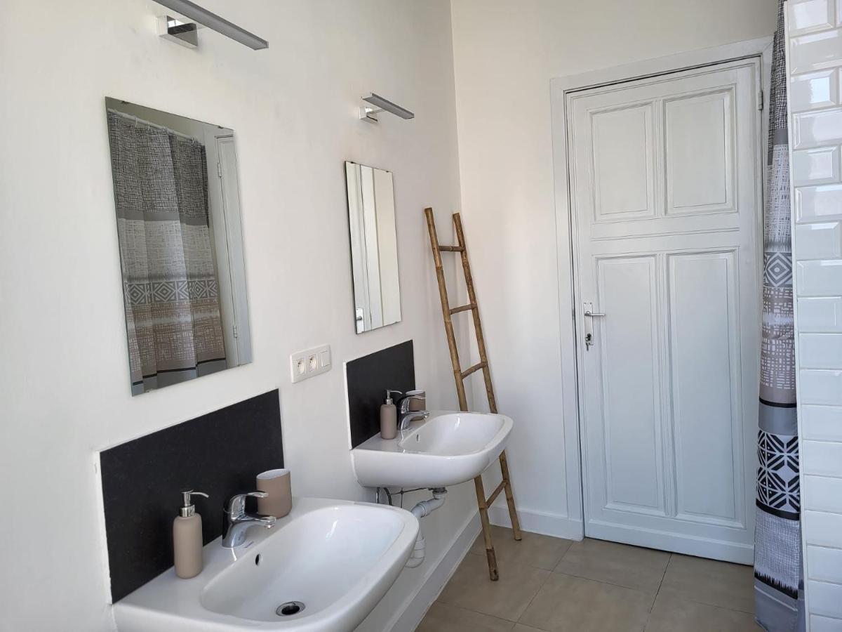 Brussels Bed & Blockchain Private Rooms With Shared Bathroom Etterbeek Exterior foto